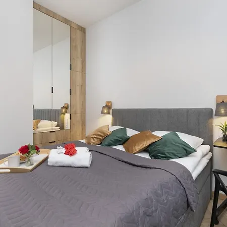 Krochmalna Center By Renters Apartment Warsaw
